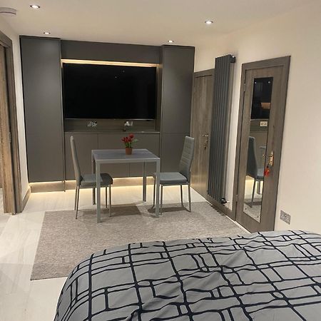 Modern Studio In Natural Surroundings Birmingham Exterior foto